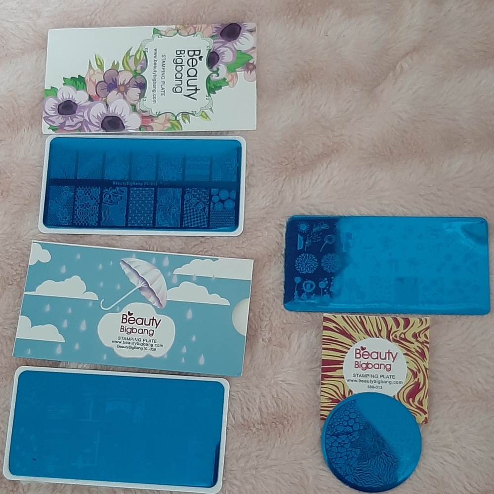 New nail stamping plates